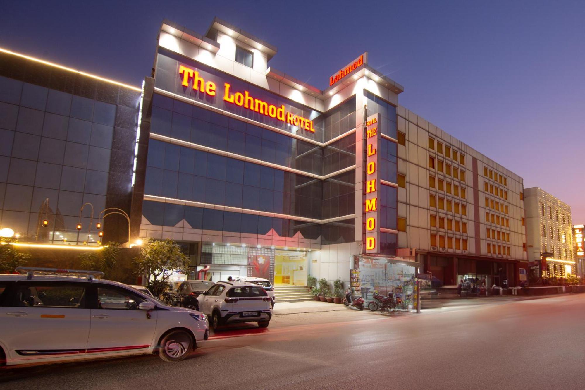 Hotel Lohmod At National Highway 8 - Free Airport Transffer Neu-Delhi Exterior foto