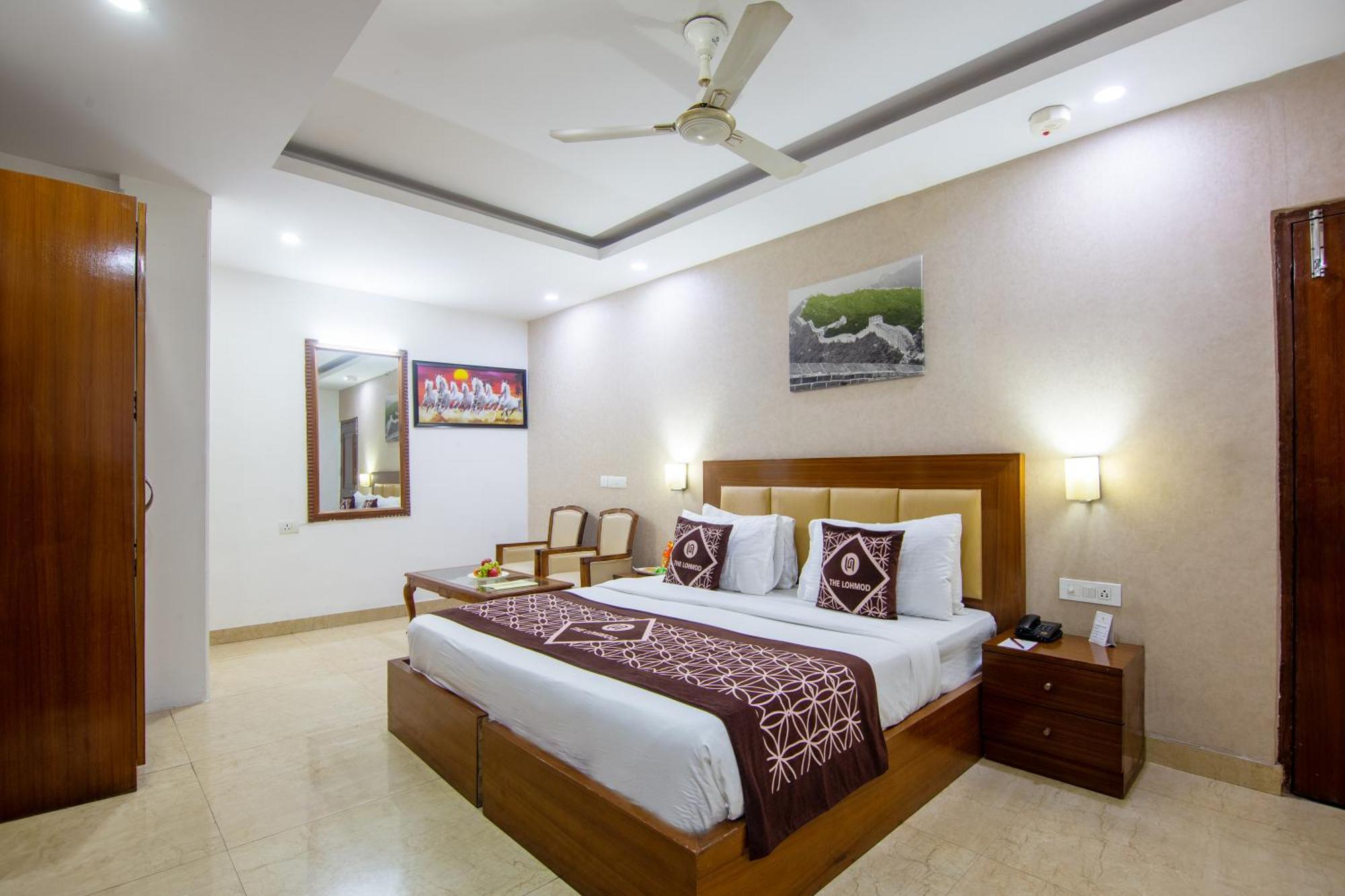 Hotel Lohmod At National Highway 8 - Free Airport Transffer Neu-Delhi Exterior foto