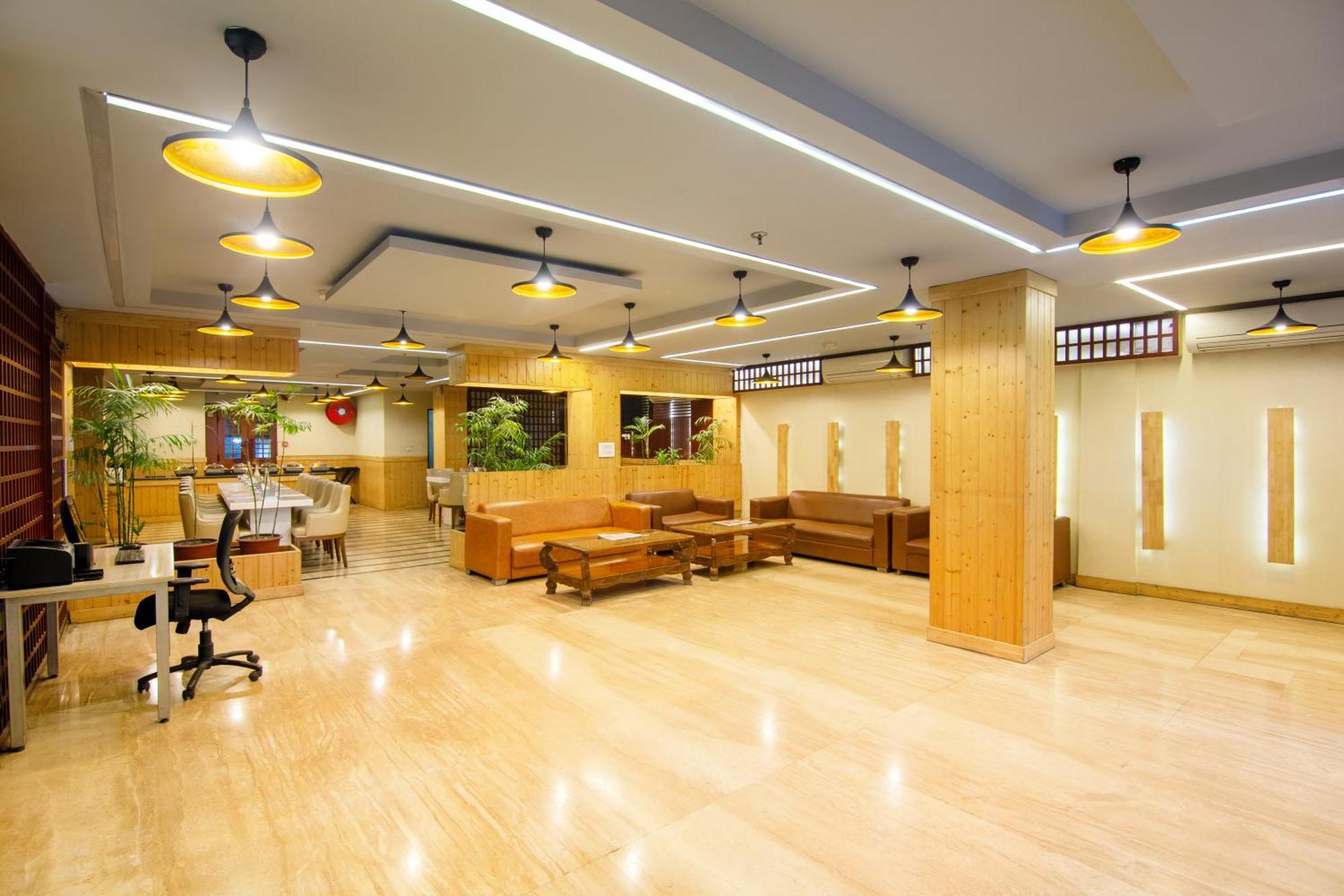 Hotel Lohmod At National Highway 8 - Free Airport Transffer Neu-Delhi Exterior foto