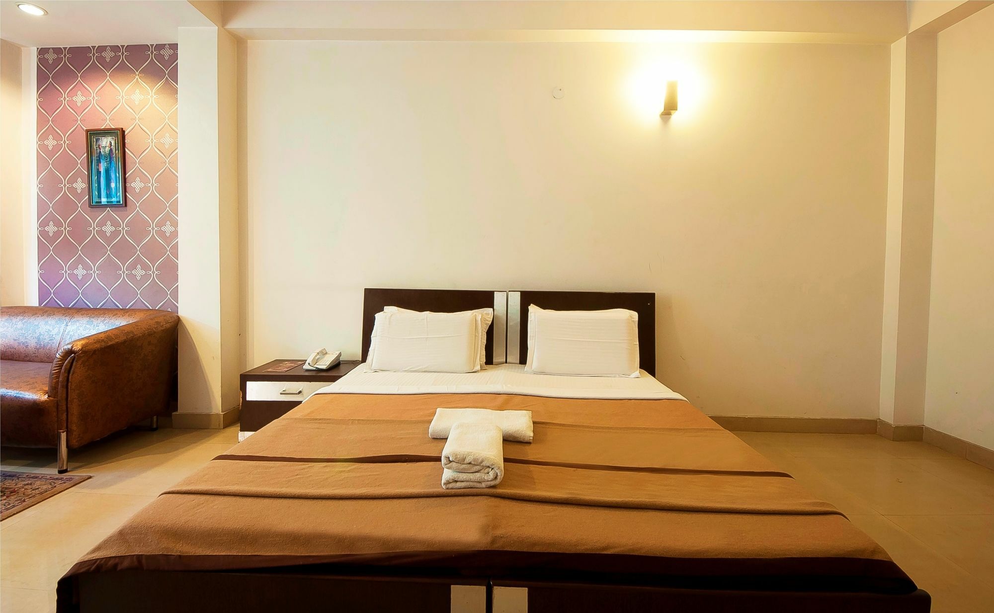 Hotel Lohmod At National Highway 8 - Free Airport Transffer Neu-Delhi Exterior foto